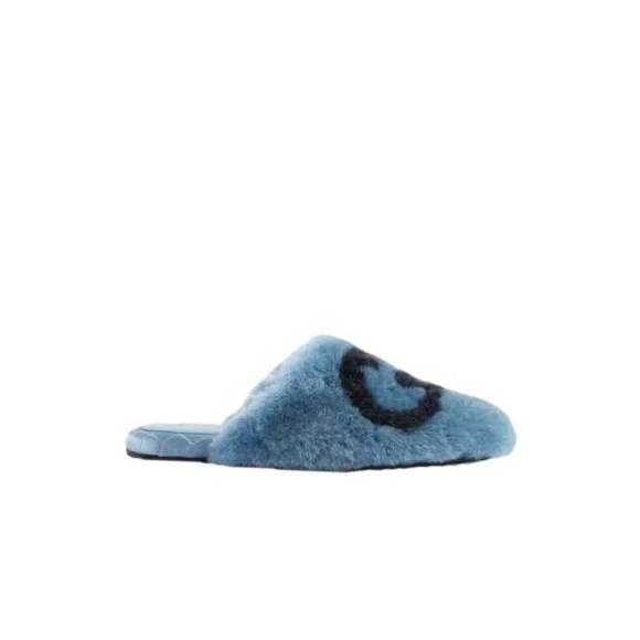 Gucci - Interlocking G Faux Fur Slippers in Blue - IT 39